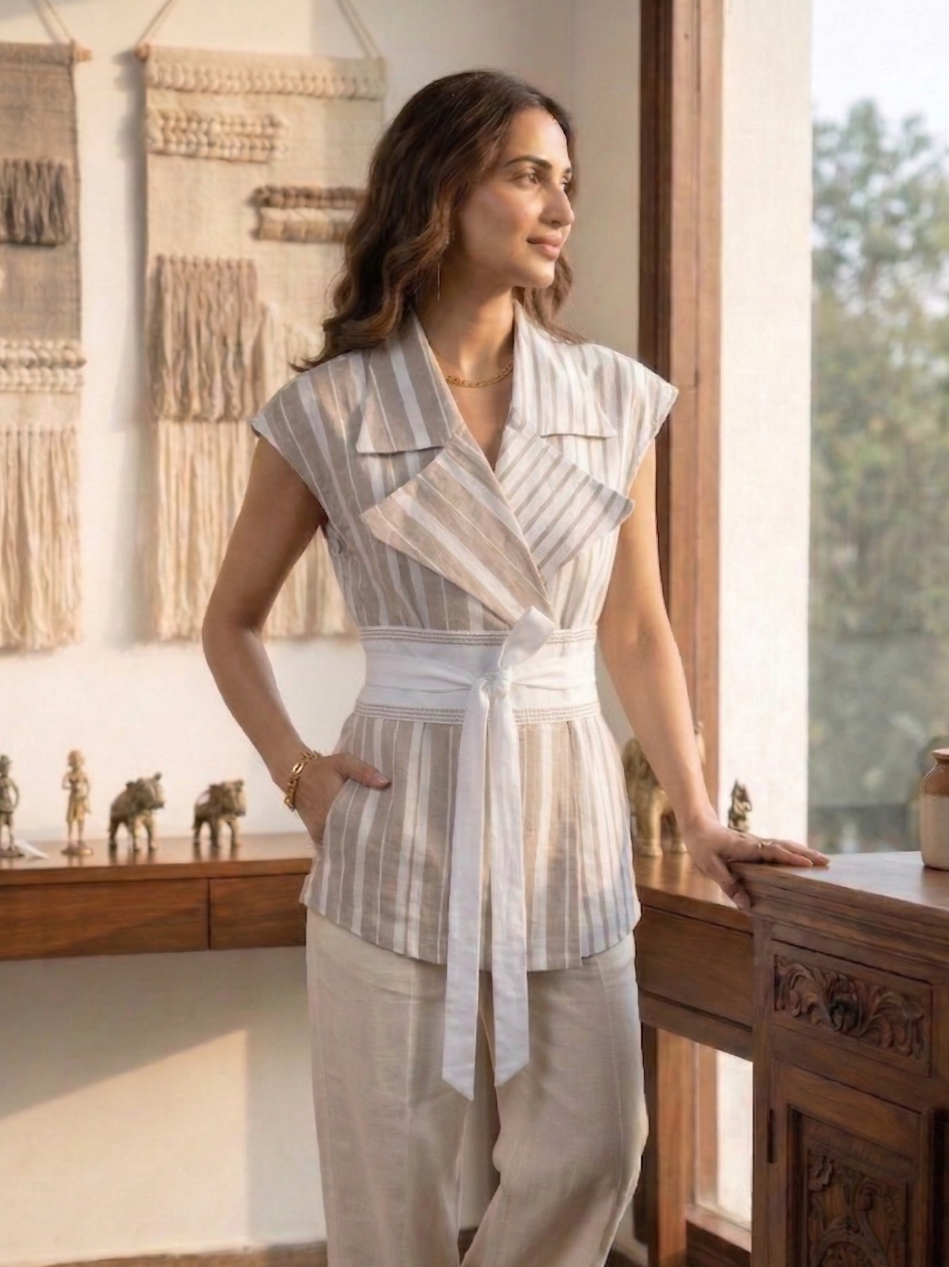 The Minimal Checks Jacket Top, With Cotton Belt