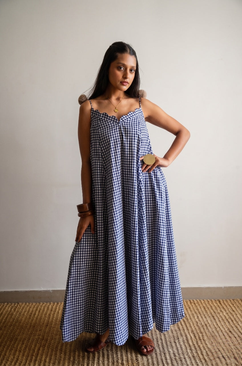 THE FLOAT DRESS