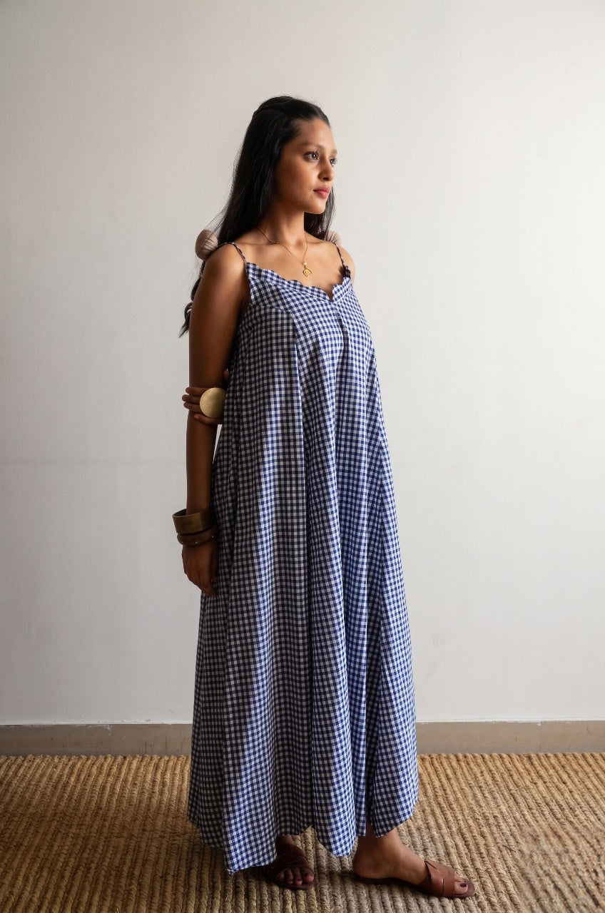 THE FLOAT DRESS