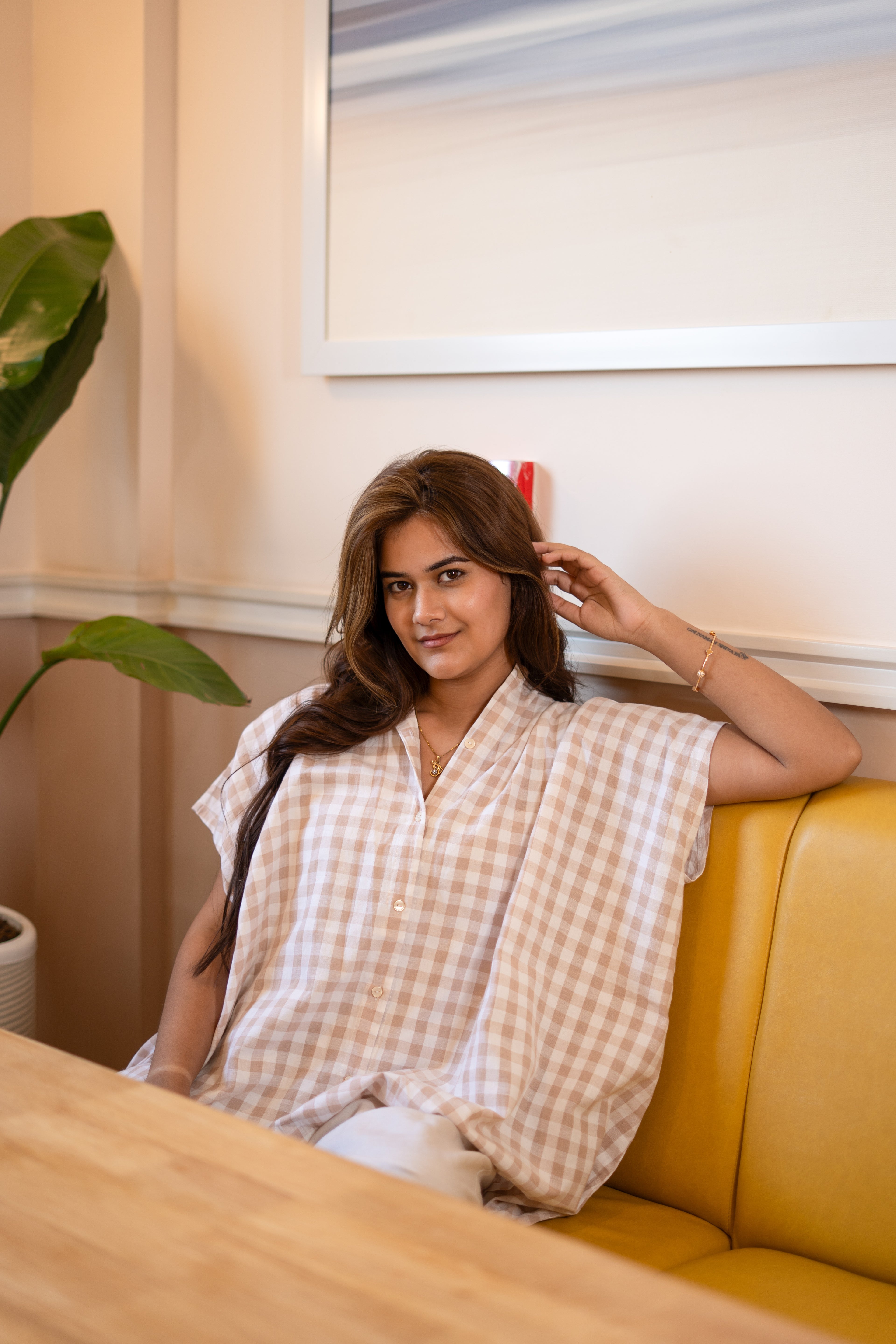 The minimal checks relaxed shirt